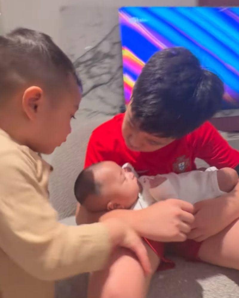 Instagram.com/raffinagita1717